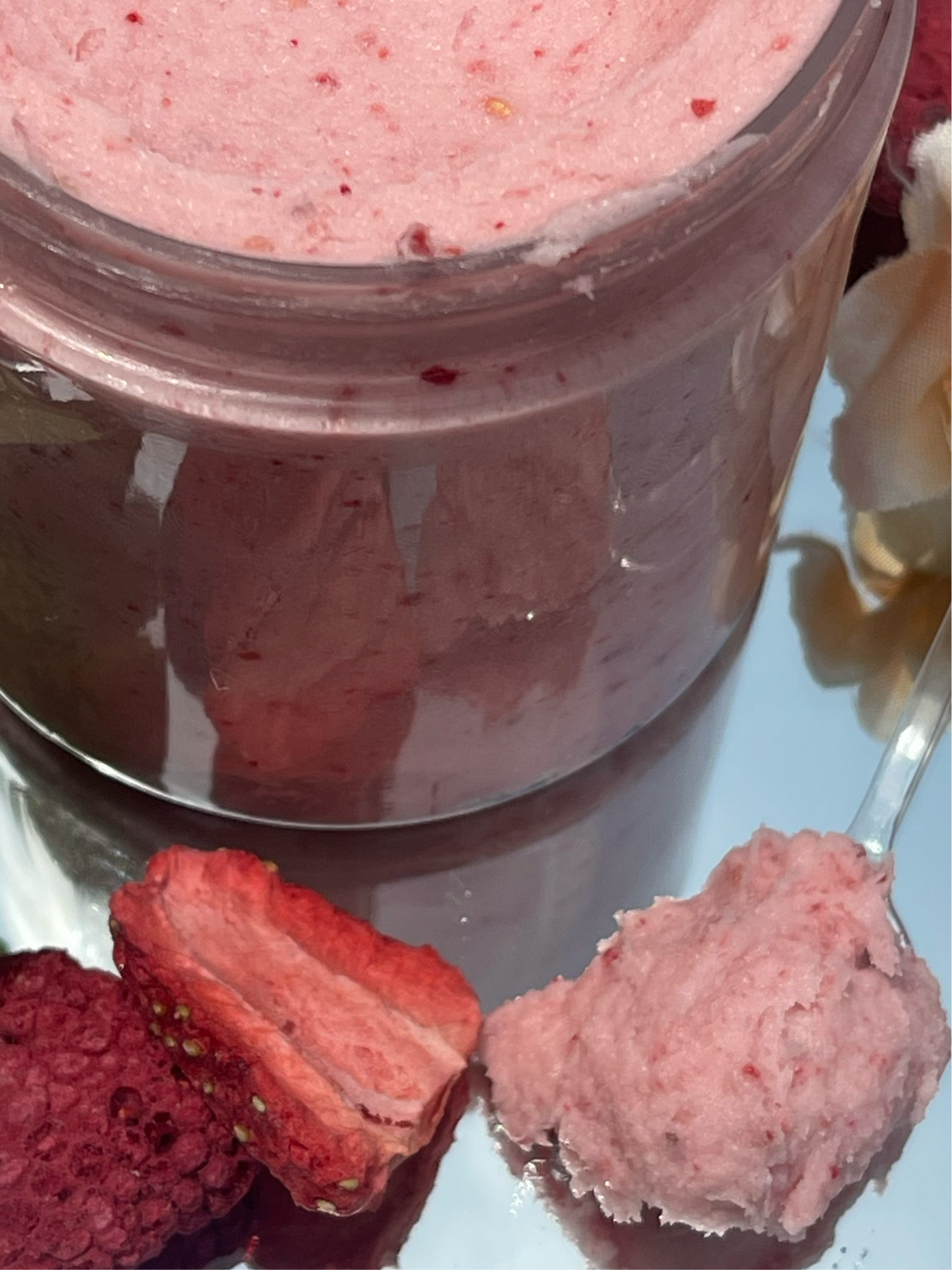 “ StrawberryRazz ” Salt Body Smoothie